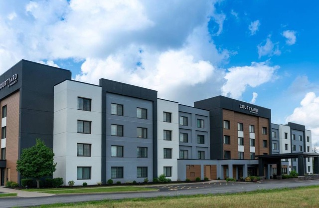 Courtyard by Marriott Buffalo Amherst/University