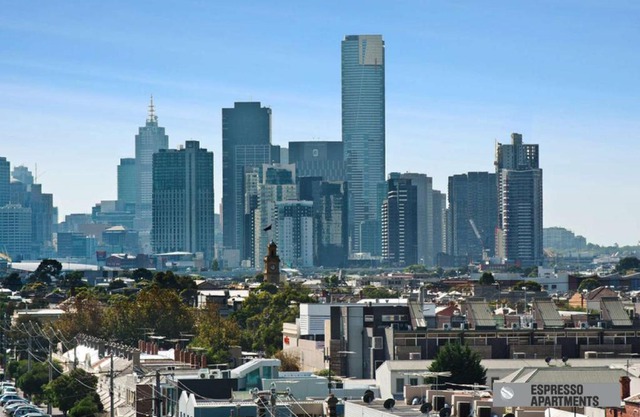 Espresso Apartments - Bay Views Port Melbourne