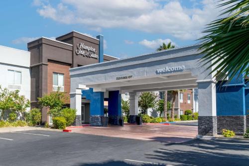Hampton Inn Suites 