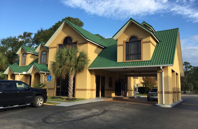 Howard Johnson by Wyndham Dothan