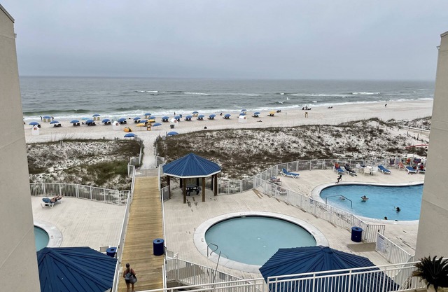 LOFT UNIT ON THE BEACH