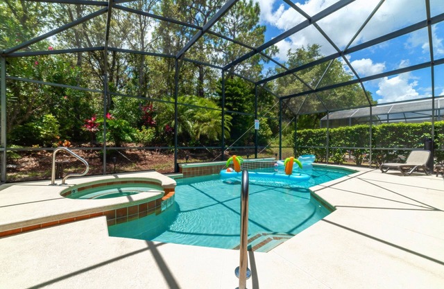 Luxury Home - 5 Minutes From Disney - Star Wars Theatre!