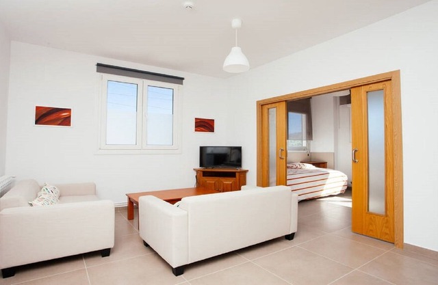 N. 8 New apartment just steps from San Sebastian