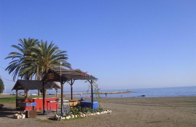 PLAYA EL PALO 2