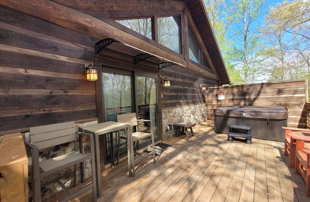 Treehouse Bryson City 