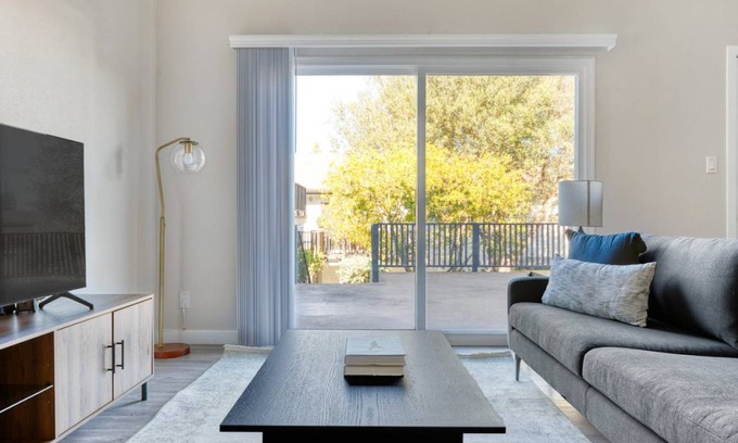 South Redondo Apartment | 121 m² Apartment ∙ 3 bedrooms ∙ 6 guests