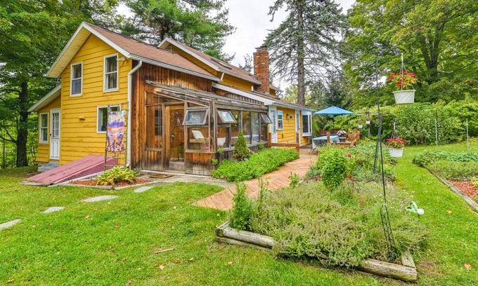Canandaigua House | 176 m² House ∙ 3 bedrooms ∙ 8 guests