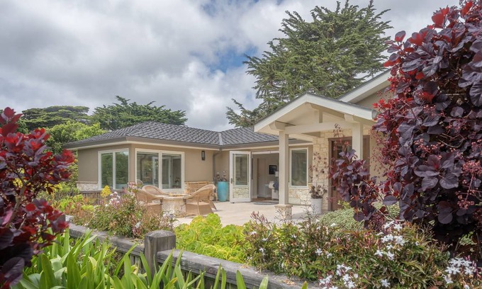 Hatton Fields House | 255 m² House ∙ 3 bedrooms ∙ 6 guests