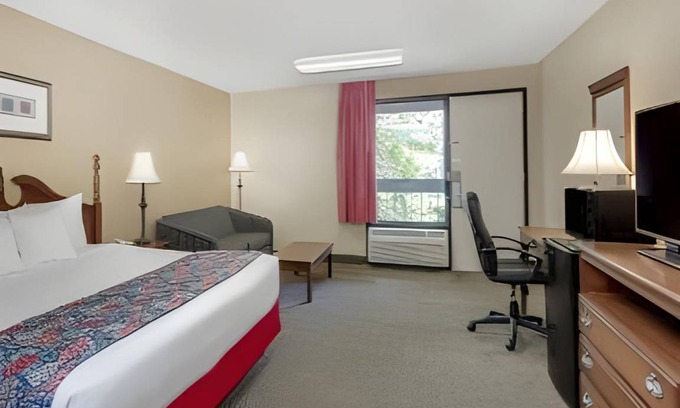 Hoover Hotel | 26 m² Hotel ∙ 127 guests