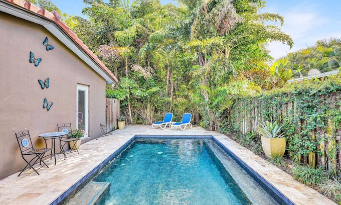 Wilton Manors House | 3/2 with pool, 5 min. walk to food and fun