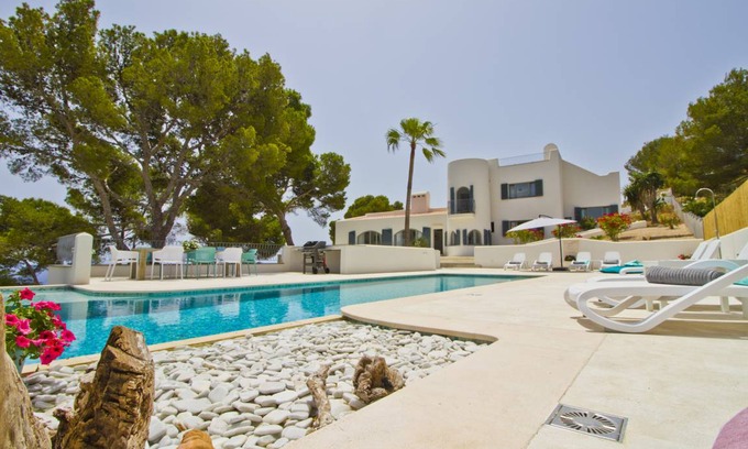 Provensals Villa | 300 m² Villa ∙ 4 bedrooms ∙ 8 guests