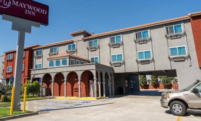 Maywood Hotel | 33 m² Motel ∙ 4 guests