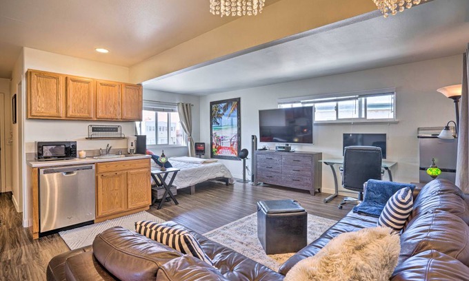 Balboa Peninsula Apartment | 41 m² Apartment ∙ 2 guests
