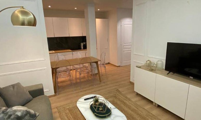Monte Carlo City Centre Apartment | 50 m² Apartment ∙ 1 bedroom ∙ 4 guests