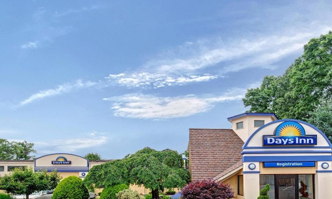 Nanuet Hotel | 50 m² Hotel ∙ 127 guests