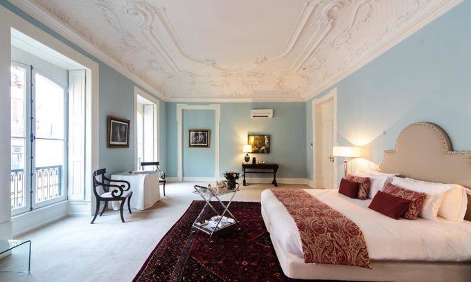 Chiado Bed & Breakfast | 51 m² Bed and breakfast ∙ 127 guests