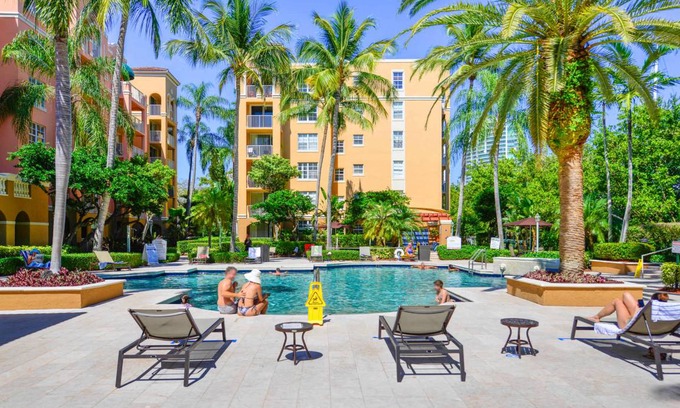 Aventura Apartment | 68 m² Apartment ∙ 1 bedroom ∙ 3 guests