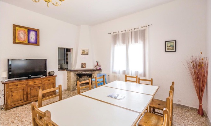 Macanet de la Selva House | 7 bedroom accommodation in Maçanet de la Selva