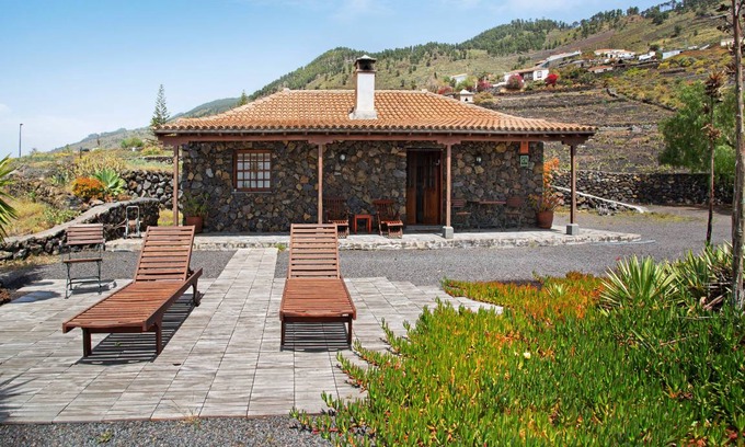 Los Quemados House | 75 m² House ∙ 2 bedrooms ∙ 4 guests