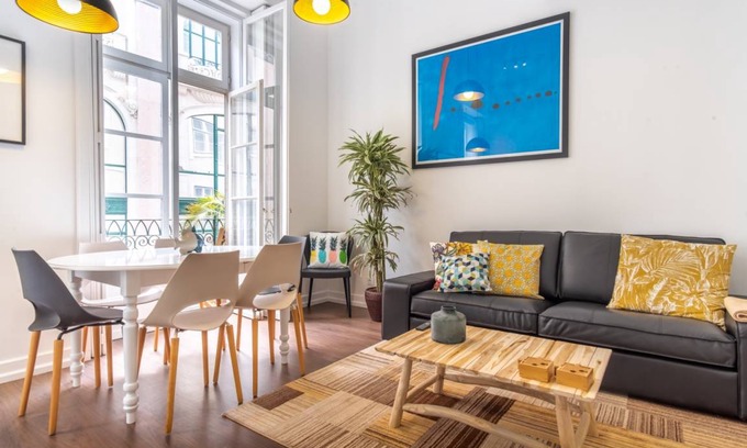 Baixa Apartment | 91 m² Apartment ∙ 3 bedrooms ∙ 8 guests