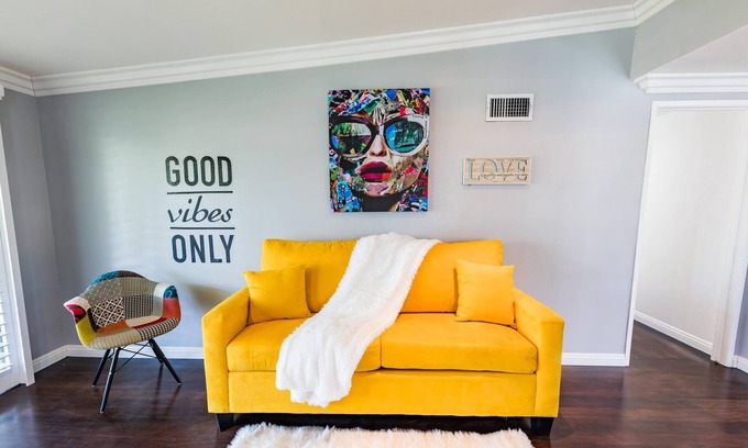 Fountain Valley House | AMAZING LUXURY HOME * Hot Tub * Arcades * Game Room * Wow amazing!
