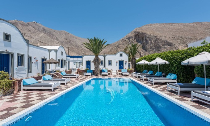 Perissa House | Anezina Villas