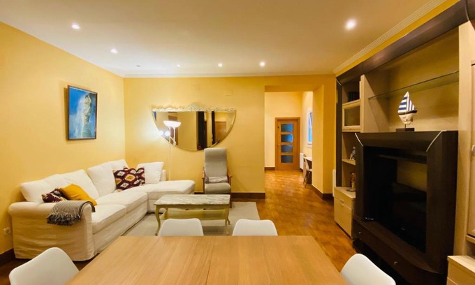 Old Town Apartment | Casa Naranja - Centrally located, spacious, unique