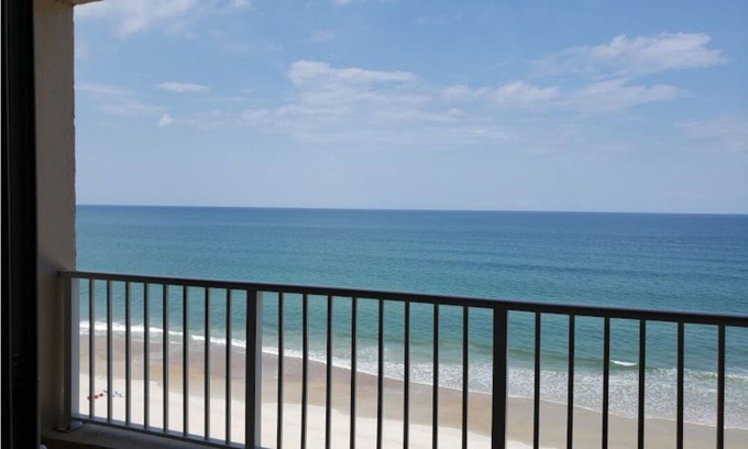 Ponce Inlet Condo | Daytona/Ponce oceanfront - specials for staying the month of January!