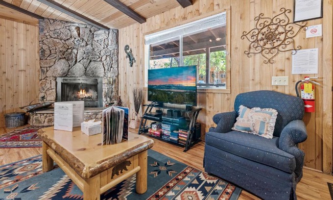 Sugarloaf House | Granny's Love Shack by Big Bear Cool Cabins