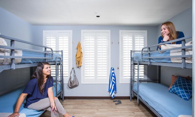 Downtown Hostel | HI Los Angeles Santa Monica Hostel