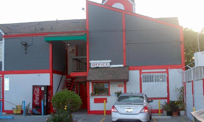 Los Angeles Hotel | Hotel ∙ 3 guests
