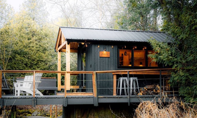 Acton House | House ∙ 1 bedroom ∙ 2 guests