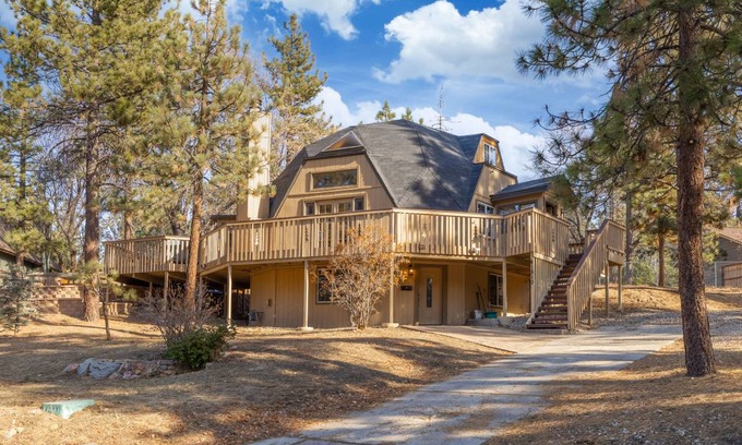 Summit Estates House | House ∙ 4 bedrooms ∙ 12 guests