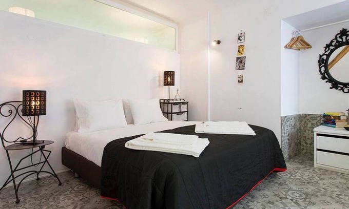 Santo Estevao Apartment | JOIVY Calm 1-bed flat