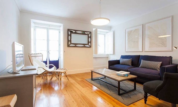Santa Maria Maior Apartment | JOIVY Stunning duplex near Santa Justa Lift