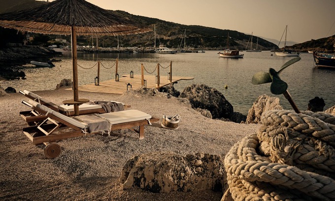 Korithi Bed & Breakfast | Nobelos Seaside Lodge