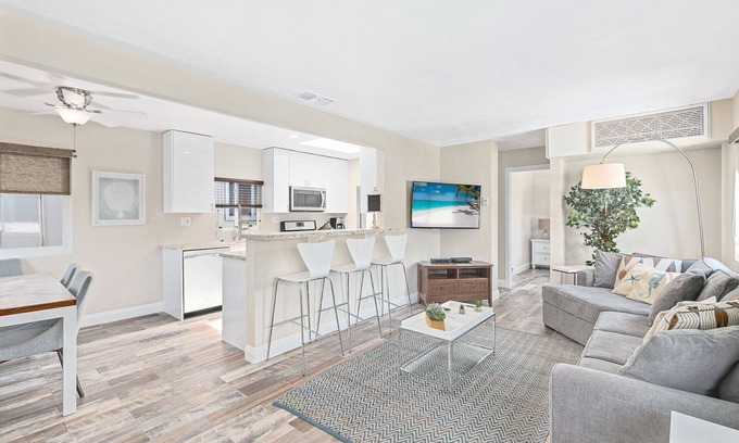 Balboa Peninsula House | Popular Newport Dream Vacation Home | Rear Upstairs Unit w/AC! | Flanked by Ocean & Harbor
