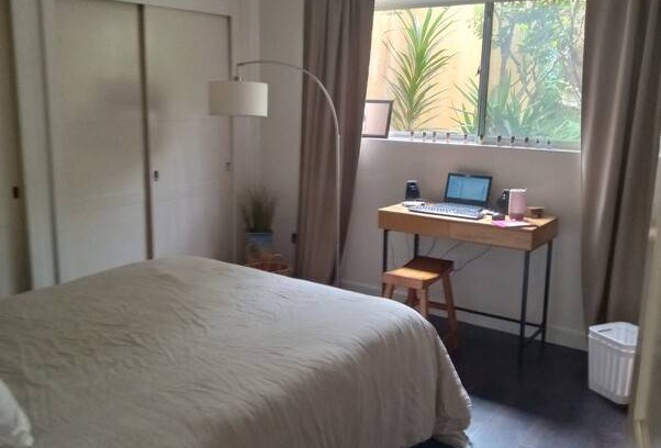 Malaga Cove Resort | Private room ∙ 1 guest