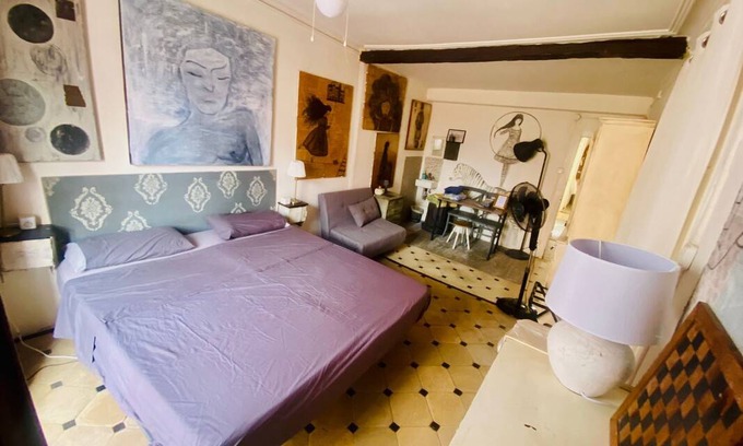 Gothic Quarter Resort | Private room ∙ 2 guests