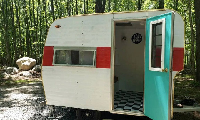 Pine Bush RV Rental | Recreational vehicle (RV) ∙ 1 bedroom ∙ 2 guests