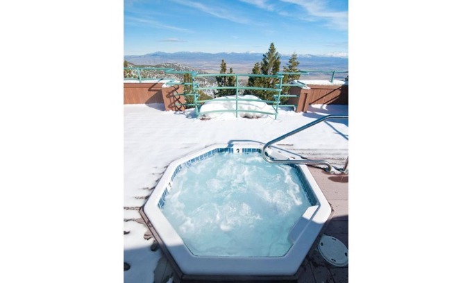 Tahoe Village Apartment | Ridge Sierra