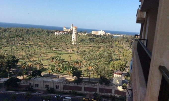 Al-Muntazah Apartment | Sea & Garden View at Al-Muntazh Towers - إطلاله علي البحر و حدائق قصر المنتزه