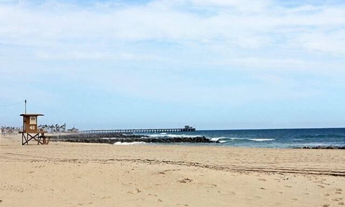 Santa Ana Heights Condo | Sept/Oct. Special! Steps to Sand. Parking/Bikes! Message for Free Night Deal!