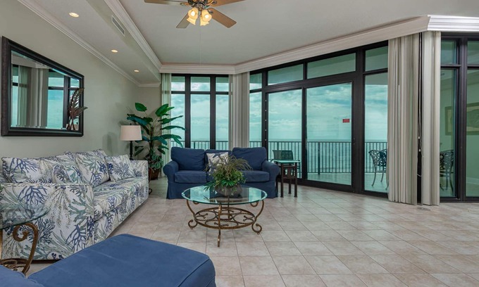 Orange Beach Condo | *WEEKLY SPECIALS!* * 6th Floor! Phoenix West 3BR!