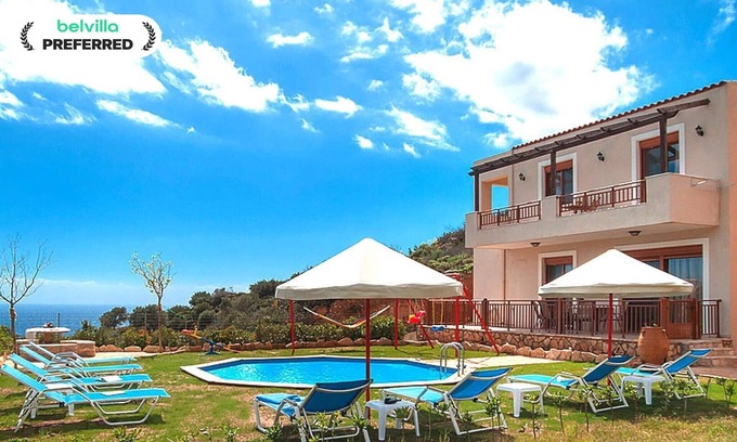 Triopetra House | Welcoming villa in Triopetra with pool