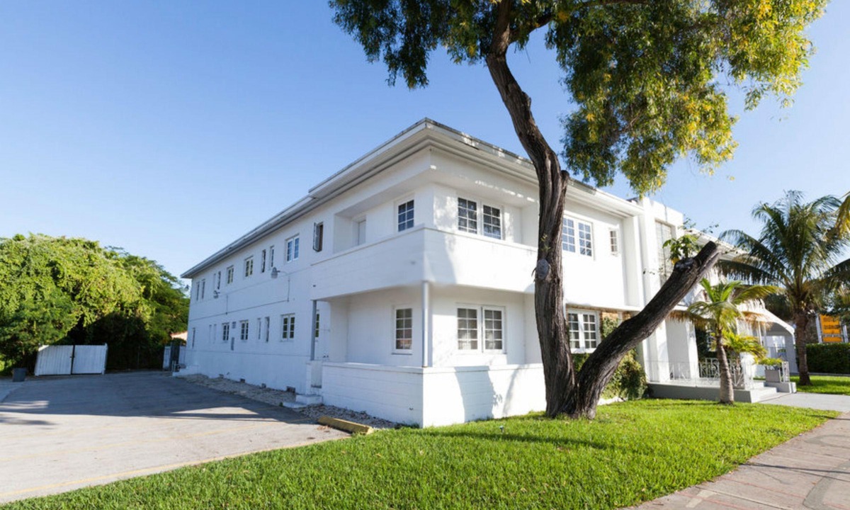 Morningside Hotel | Travelodge by Wyndham Miami Biscayne Bay