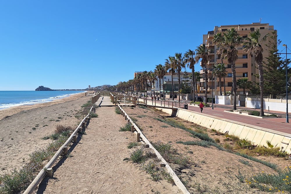 Peniscola Apartment | Appartement Los Pinos, à 5 Minutes de la Plage et de Toutes les Commodités