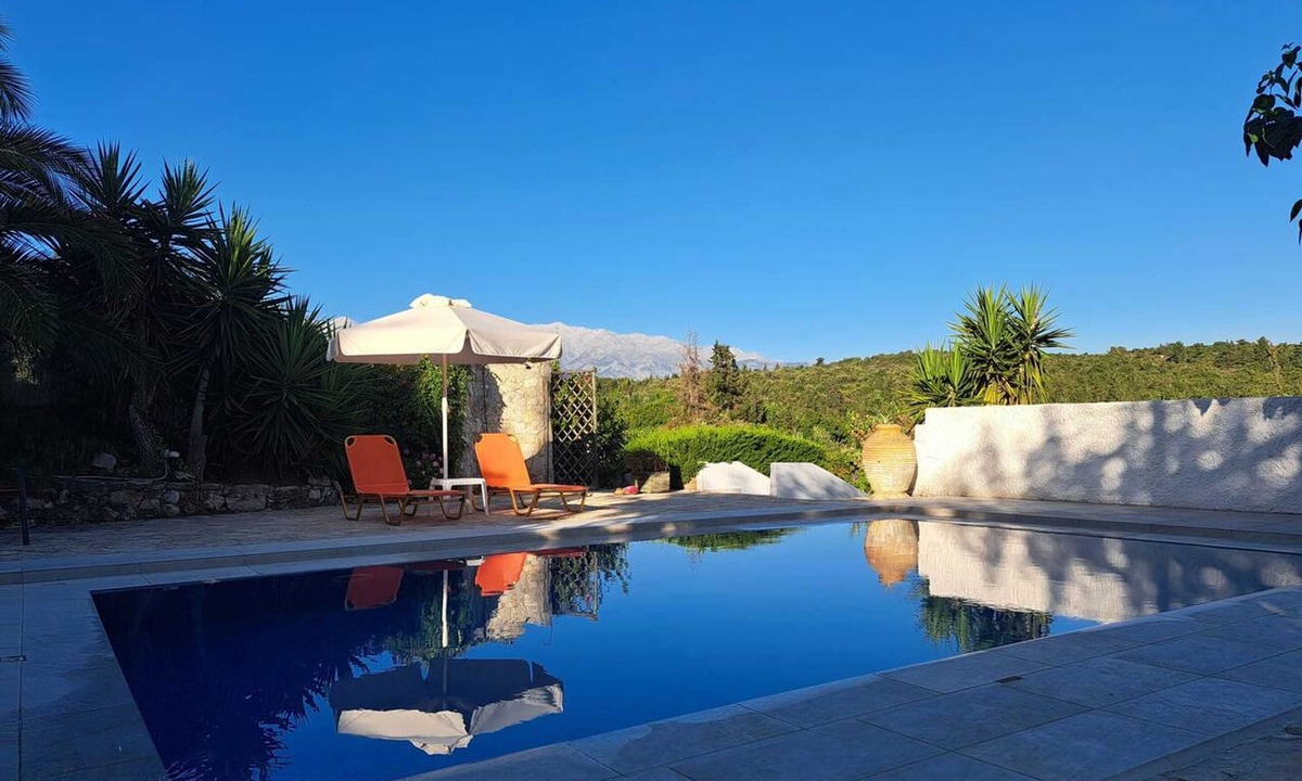 Douliana Apartment | Homerez - Nice apartement 2 km away from the beach for 4 ppl. with shared pool