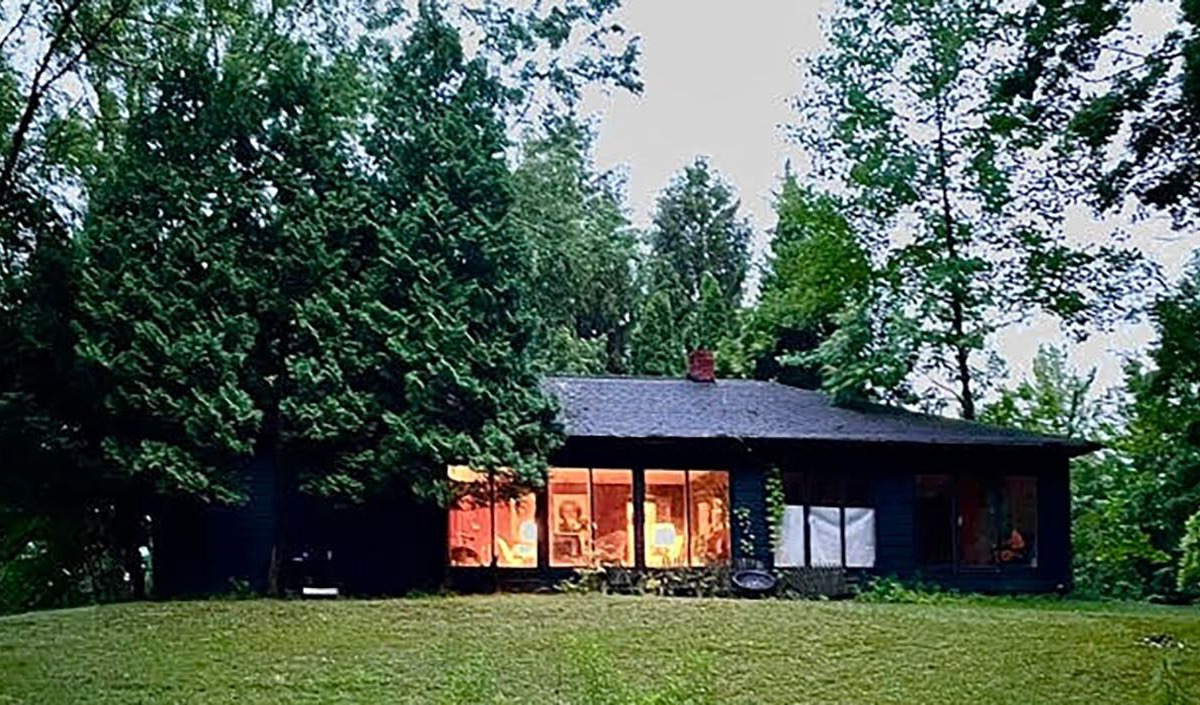Portland House | Year Round Lake House