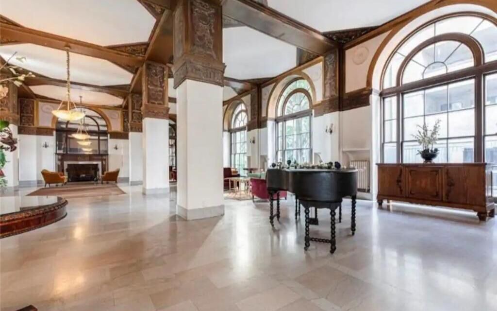 East Village Condo | Oceana's Luxury Beach Suite + Private Parking